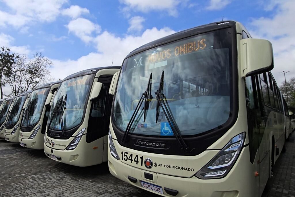 Novos ônibus de Fazenda Rio Grande começam a circular nesta sexta-feira; ligeirinhos chegam no fim do mês